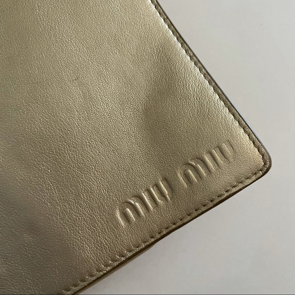 Vintage miu miu square handbag with bow - Picture 11 of 16